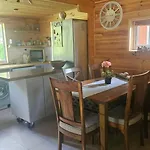 Zacisze Caloroczny Casa de Férias *